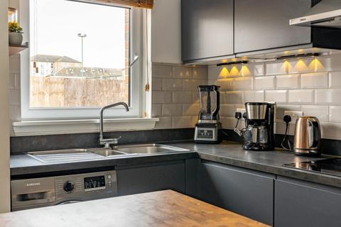 Flat 1, 20 Ashley Place, Edinburgh, EH6 5GB