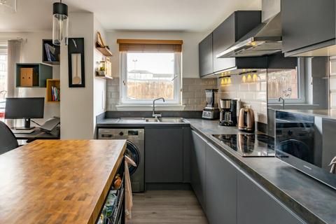 Flat 1, 20 Ashley Place, Edinburgh, EH6 5GB