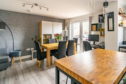 Flat 1, 20 Ashley Place, Edinburgh, EH6 5GB