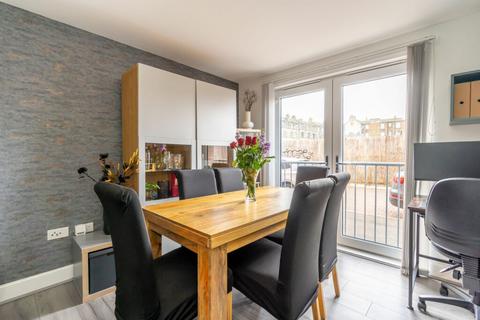 Flat 1, 20 Ashley Place, Edinburgh, EH6 5GB