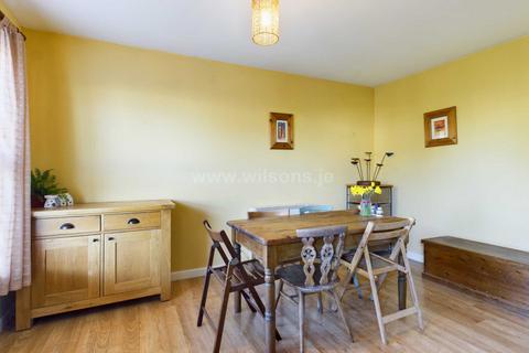 3 bedroom terraced house for sale, St Clement