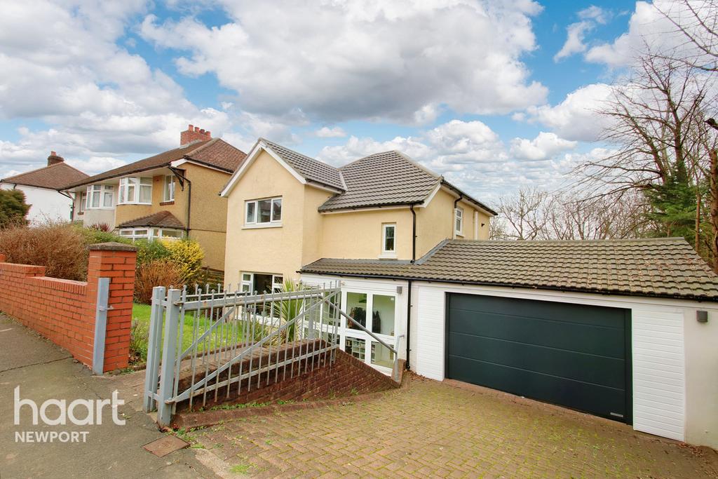 Brynglas Avenue, Newport 3 bed detached house for sale £300,000