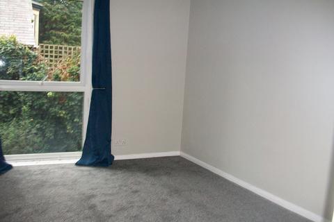 1 bedroom flat to rent - Uxbridge Road, Hampton Hill TW12