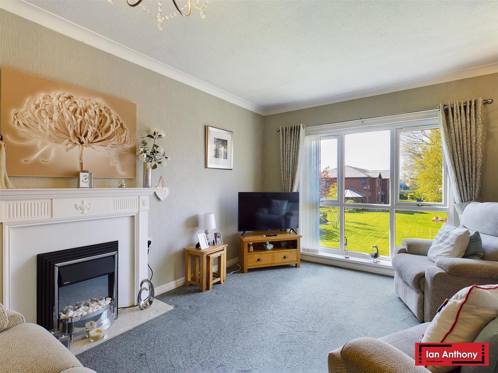The Fountains, Green Lane, Ormskirk 1 bed flat £85,000