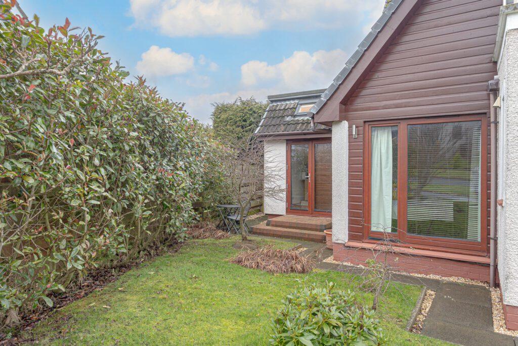 Oatlands Park, Linlithgow, EH49 1 bed apartment £700 pcm (£162 pw)