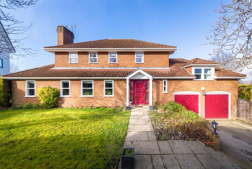 links-brow-fetcham-4-bed-detached-house-1-395-000