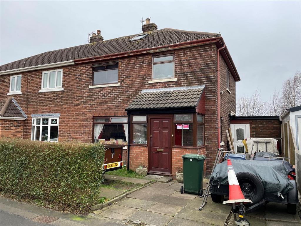 Manor Avenue, Burscough, Ormskirk 3 bed semidetached house £165,000
