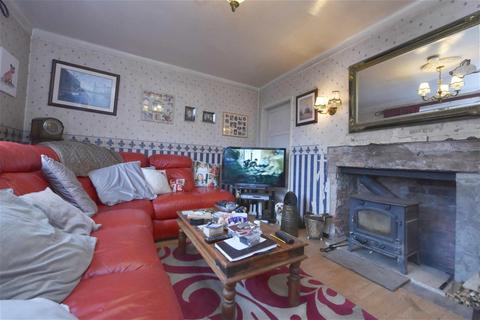 15 Manor Avenue, Burscough, Ormskirk, L40 7TH