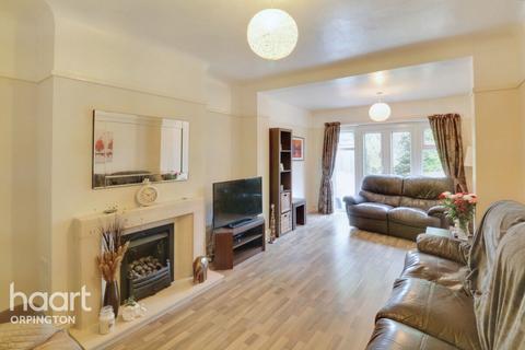 3 bedroom semi-detached house for sale - Cloonmore Avenue, Orpington