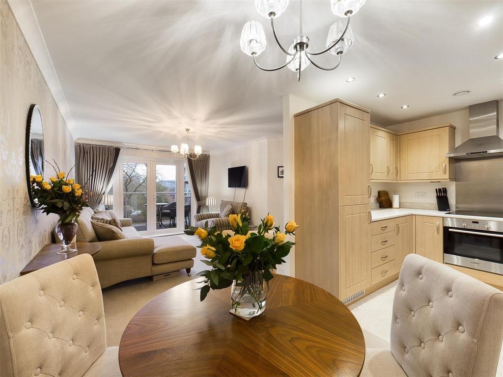 Aughton Park Drive, Aughton, Ormskirk 2 bed flat £238,000