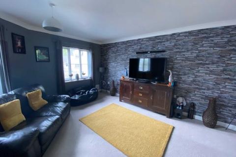 53 Boconnoc Avenue, Callington, PL17 7TN