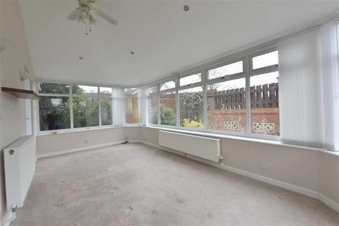 8 Hall Brow Close, Ormskirk, L39 2YX