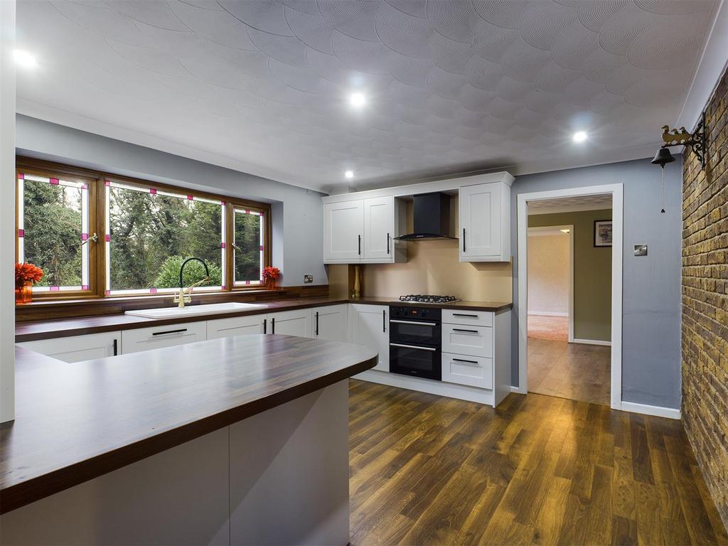 Elmers Green, Skelmersdale 4 bed detached house £295,000