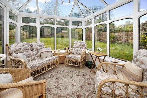 Innisfree Barton Terrace, Dawlish, EX7 9QH
