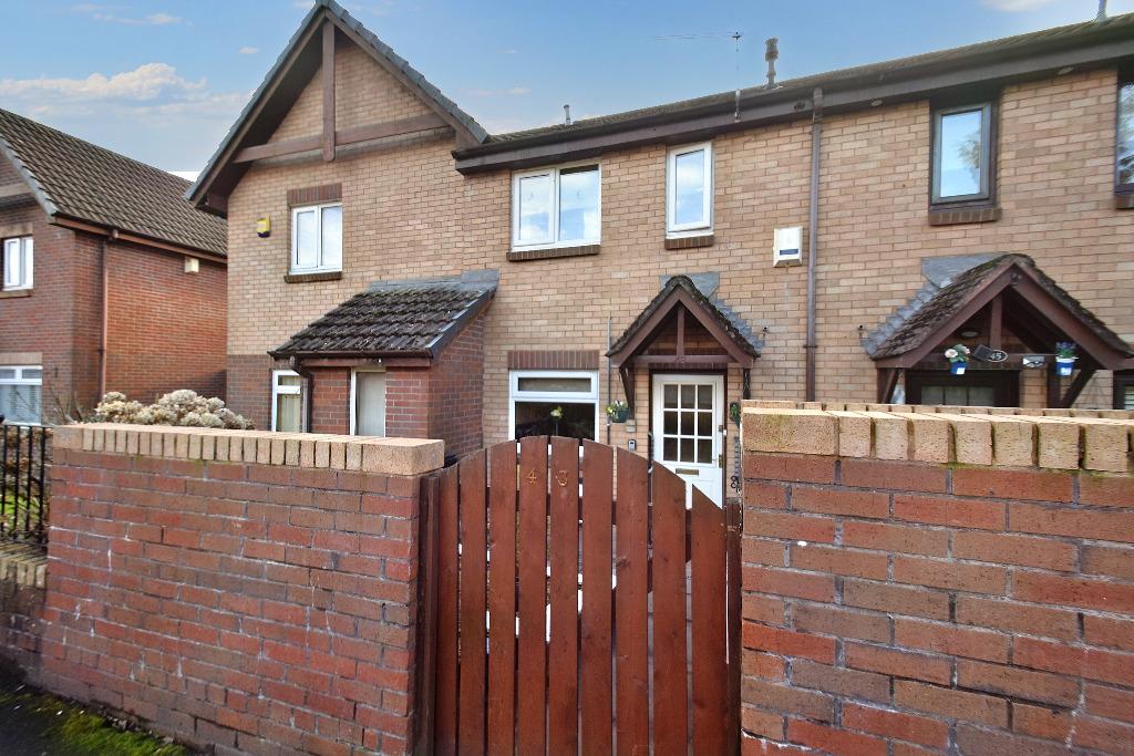 43 Dundee Drive, Cardonald, Glasgow... 2 bed terraced house £105,000