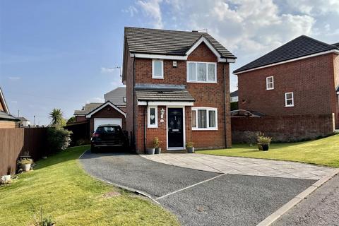 3 bedroom detached house for sale, Parkfield Close, Ormskirk