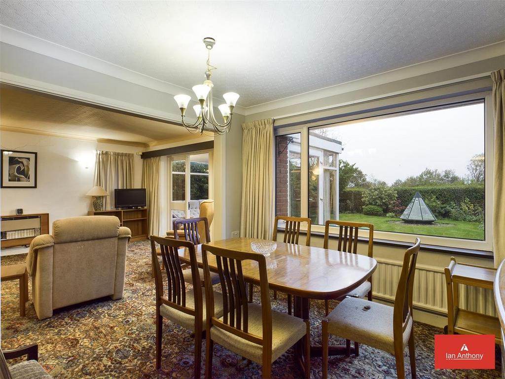 Ledson Grove, Aughton, Ormskirk 4 bed detached bungalow £450,000