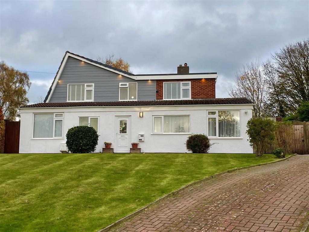Crescent Green, Aughton, Ormskirk 4 bed detached house for sale £550,000