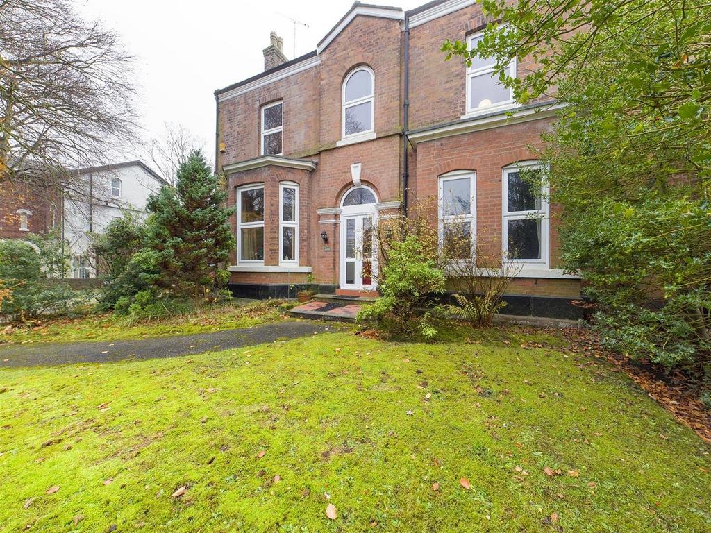 Long Lane, Aughton, Ormskirk 5 bed semidetached house for sale £695,000