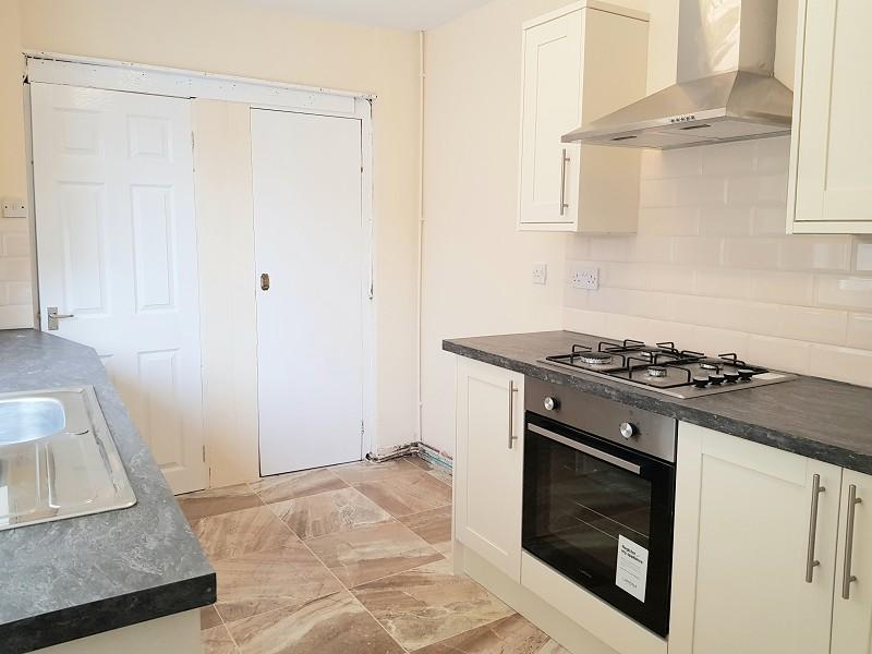 Brookdale Street, Neath, Neath Port Talbot. 3 bed terraced house £495