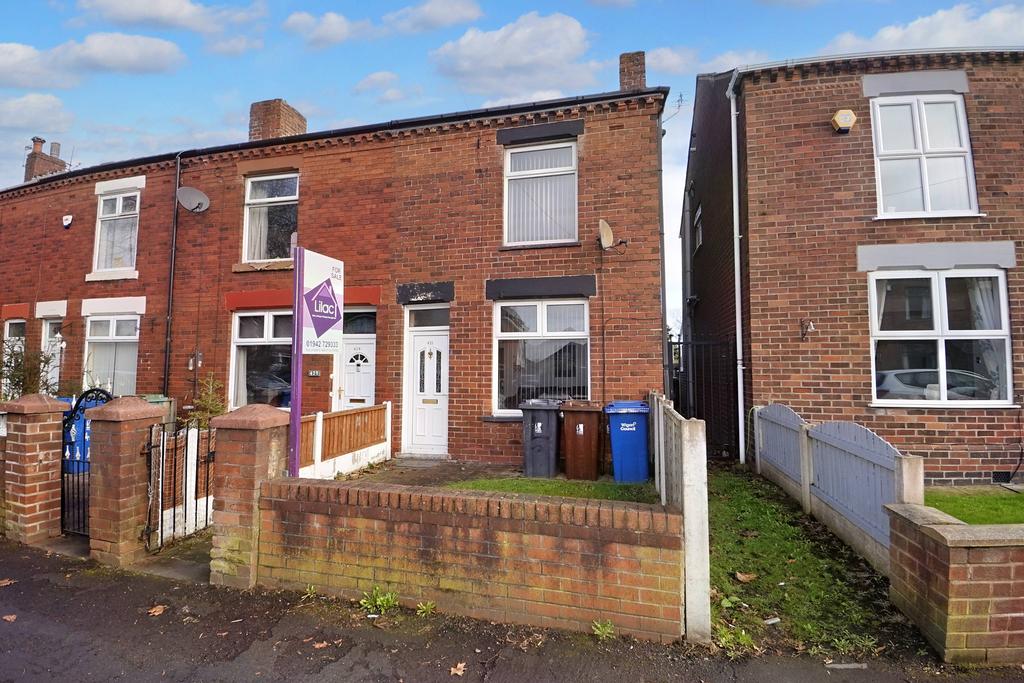 Bryn Road, AshtoninMakerfield WN4 2 bed end of terrace house for sale