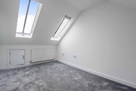 2 bedroom apartment to rent - Brixton Road London SW9