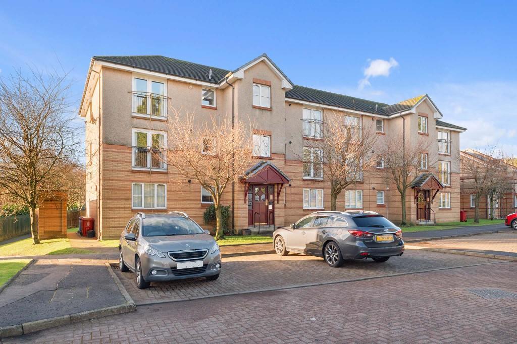 Queens Court, Stenhousemuir FK5 2 bed ground floor flat £109,500