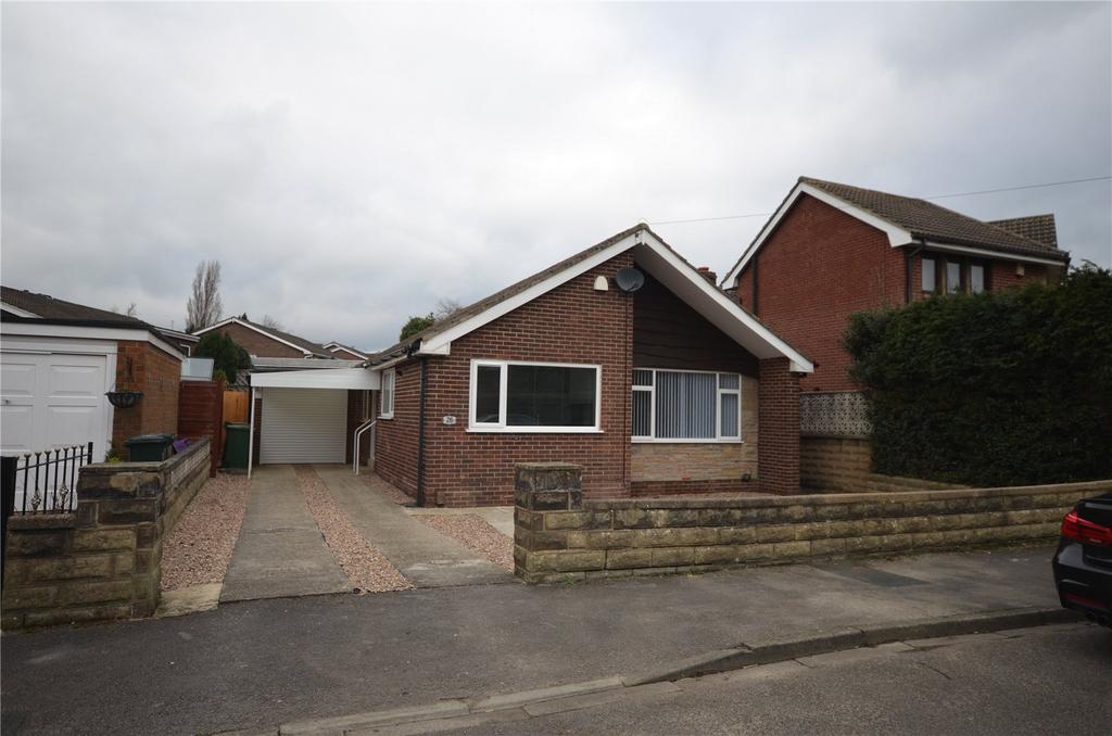 Portal Crescent, Mirfield, West... 3 bed bungalow £1,200 pcm (£277 pw)