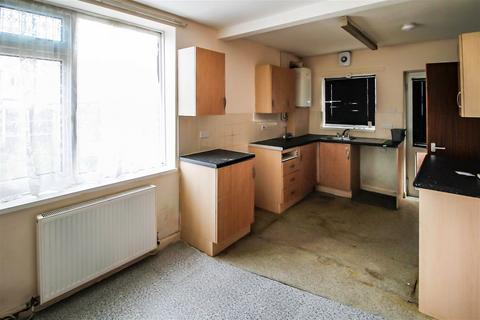 16 Henafon Road, Rhyl, LL18 4NN