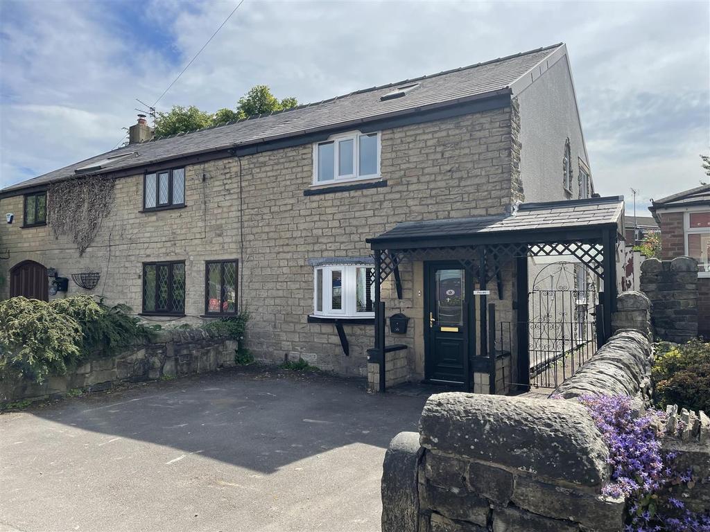 Church Street, Orrell, Wigan 2 bed semidetached house £180,000