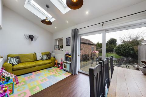 40 Highfield Road, Ormskirk, L39 1NR