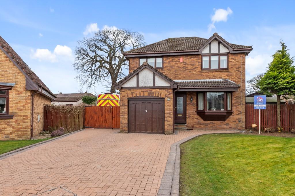 Chestnut Grove, Stenhousemuir FK5 4 bed detached house for sale £298,000