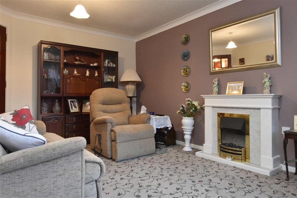 Ormond Avenue, Westhead, Ormskirk 2 bed semidetached bungalow for sale