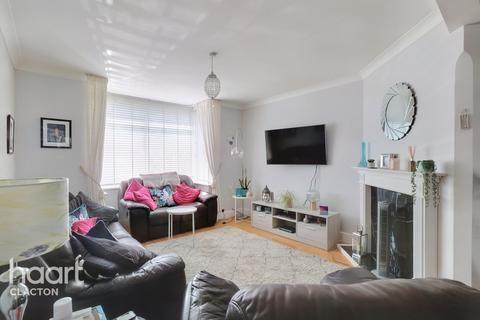 134 Frinton Road, Kirby Cross, Frinton-on-sea, CO13 0PN