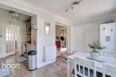 134 Frinton Road, Kirby Cross, Frinton-on-sea, CO13 0PN