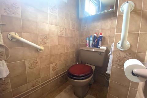 543 Kettering Road North, Northampton, NN3 6HA
