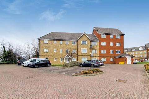 2 bedroom apartment to rent, Kendal, Essex, RM19