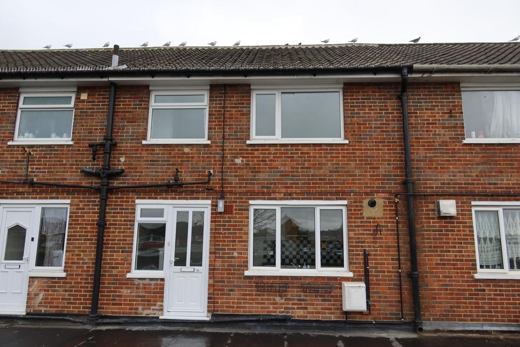 The Alma, Leander Drive, Gravesend 3 bed apartment £1,150 pcm (£265 pw)