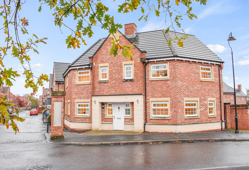 Mayflower Gardens, Chorley, Lancashire 4 bed detached house £300,000