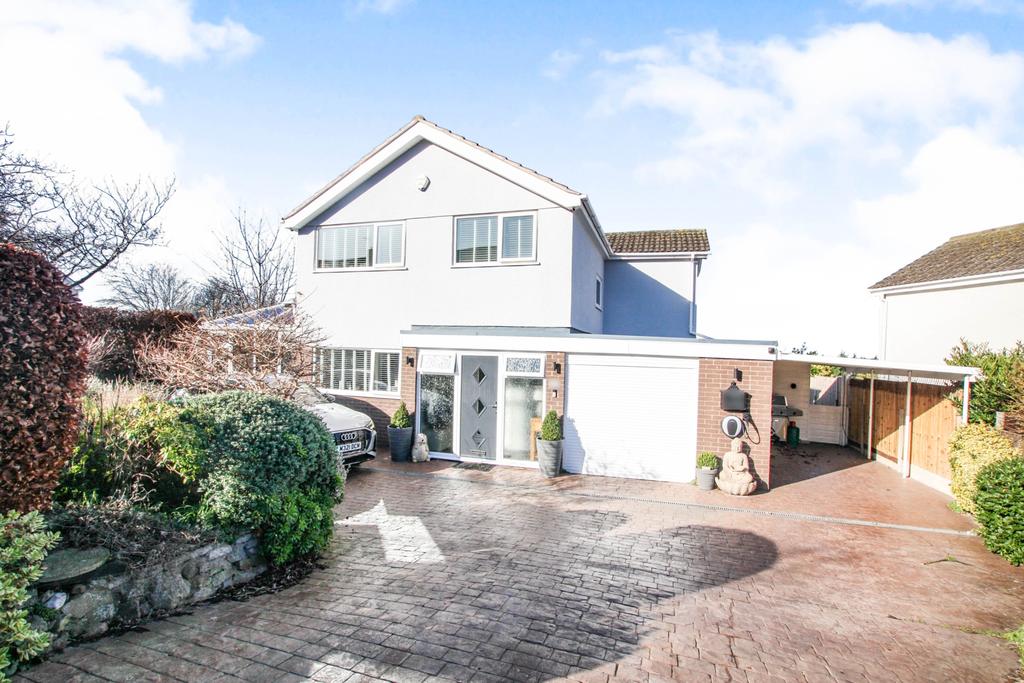 Parc Aberconwy, Prestatyn, Denbighshire LL19 9HE 4 bed detached house