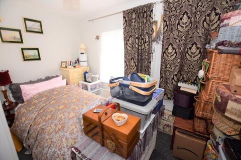 2 bedroom end of terrace house for sale, Imperial Way, Singleton, Ashford, Kent TN23 5HU