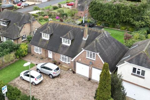 4 bedroom detached house for sale, Brook Lane, Sarisbury Green