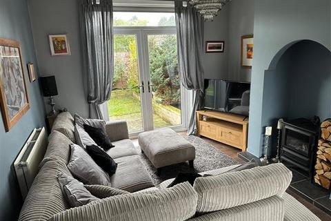 3 bedroom semi-detached house for sale - Maple Grove, Manchester