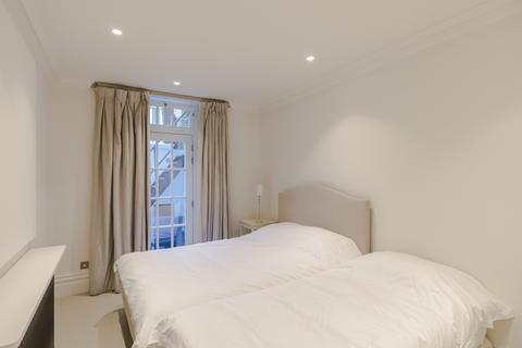 3 bedroom duplex to rent, Egerton Place, London, SW3