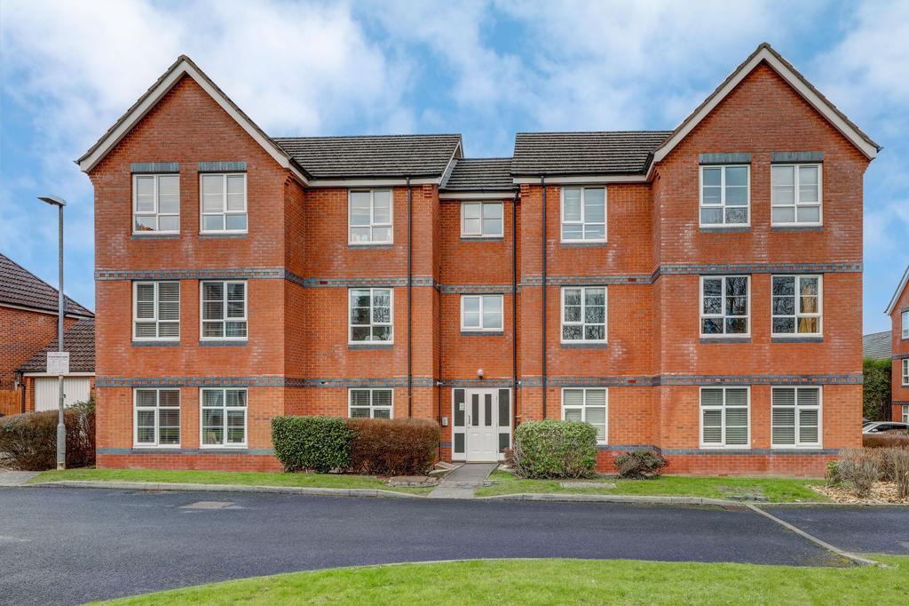Lea Green Drive, Wythall, B47 2 bed flat £185,000