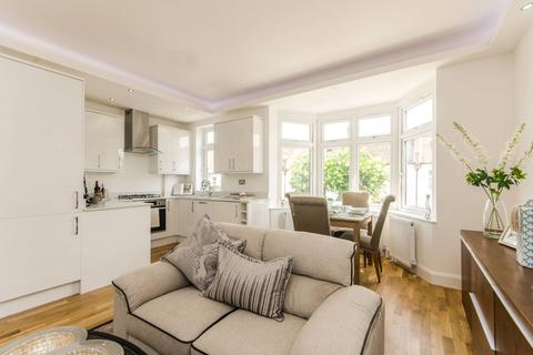 Flat 2, 65 Caithness Road, Mitcham, CR4 2EY