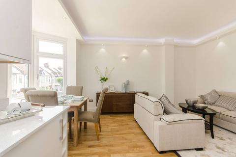 Flat 2, 65 Caithness Road, Mitcham, CR4 2EY
