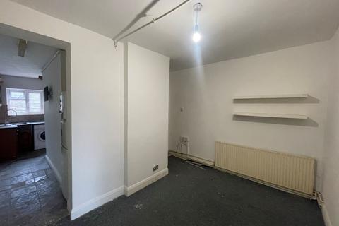 38 Isham Road, London, SW16 4TJ