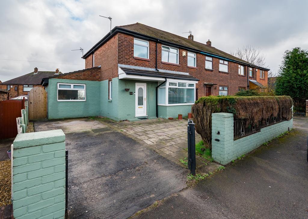 Warrington Road, Wigan, WN3 3 bed semidetached house for sale £180,000