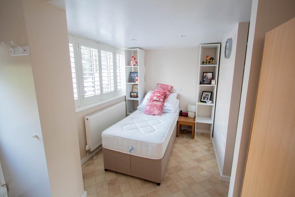 Annexe bedroom